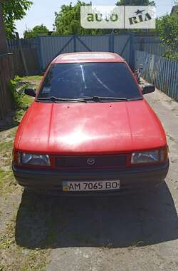 Седан Mazda 323 1990 в Радомышле