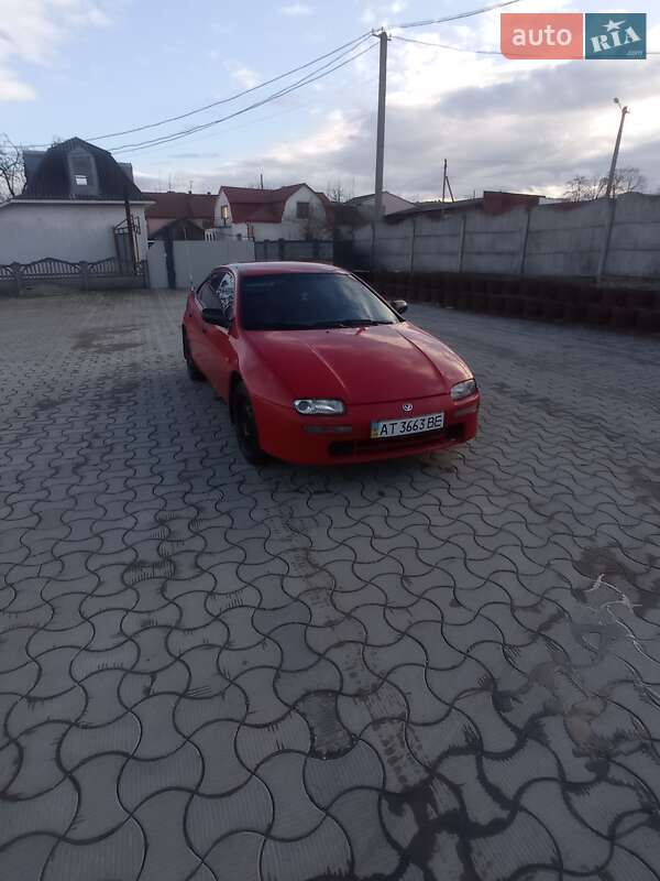 Хэтчбек Mazda 323 1997 в Городенке