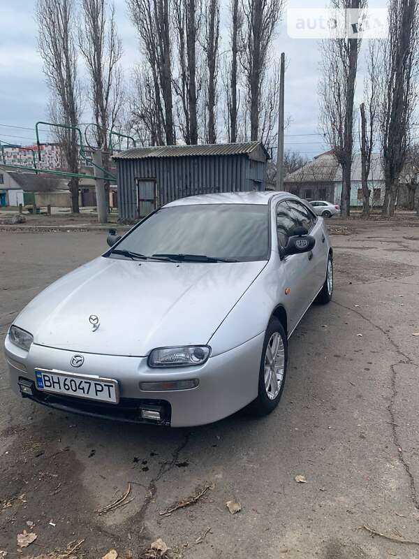 Хетчбек Mazda 323 1995 в Миколаєві