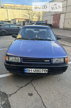 Седан Mazda 323 1990 в Одесі