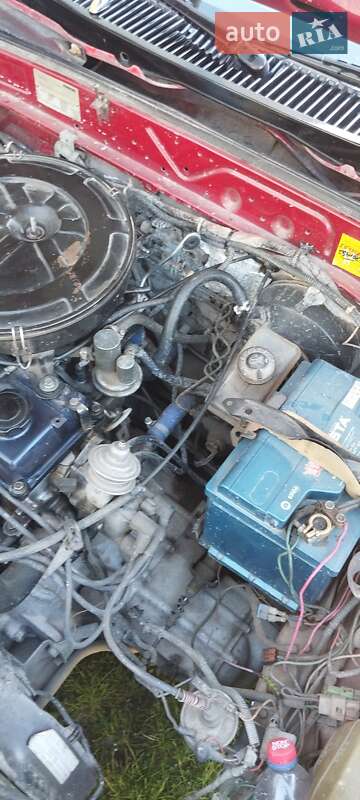 Седан Mazda 323 1987 в Ізяславі фото 9 Седан Mazda 323 1987 в Ізяславі