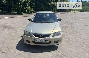 Седан Mazda 323 2002 в Владимир-Волынском