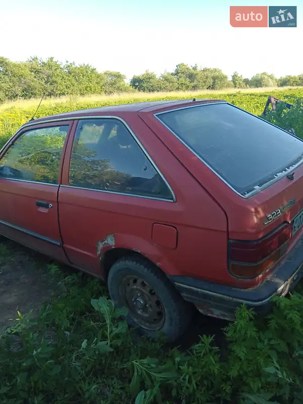 Mazda 323 1985