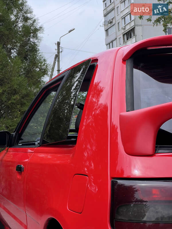 Хэтчбек Mazda 323 1993 в Харькове