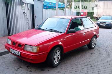 Хэтчбек Mazda 323 1987 в Киеве