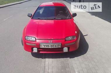 Хэтчбек Mazda 323 1998 в Киеве