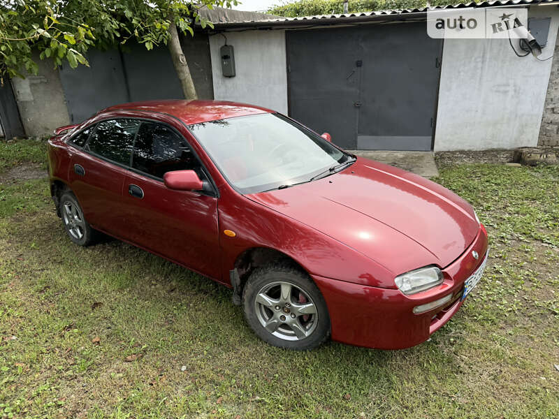 Седан Mazda 323 1996 в Ходорове