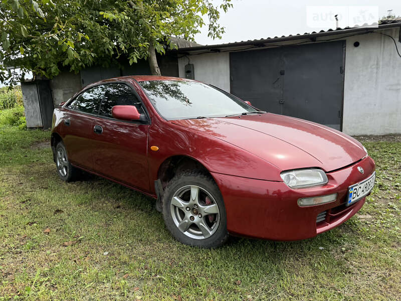 Седан Mazda 323 1996 в Ходорове