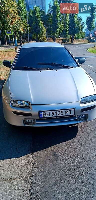 Седан Mazda 323 1997 в Южноукраинске