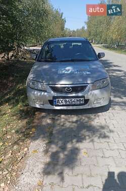 Седан Mazda 323 2001 в Чернівцях