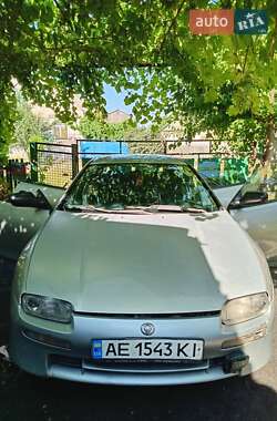 Хэтчбек Mazda 323 1996 в 