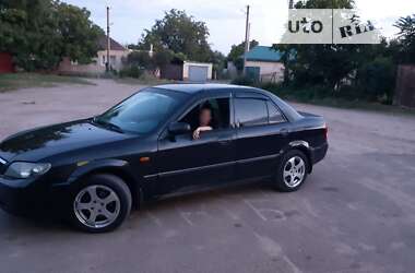 Седан Mazda 323 2002 в Вознесенске