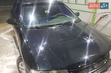 Седан Mazda 323 1995 в 