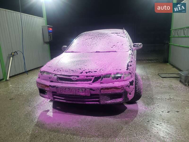 Седан Mazda 323 1995 в Каменец-Подольском