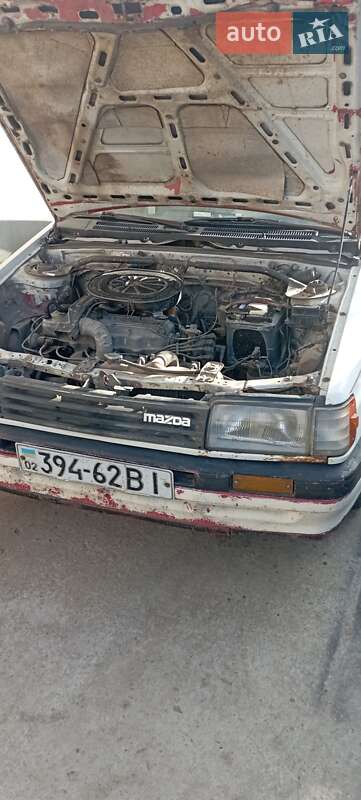 Седан Mazda 323 1987 в Одесі