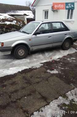 Седан Mazda 323 1987 в Житомирі