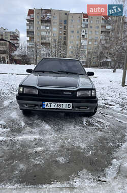 Седан Mazda 323 1986 в Івано-Франківську