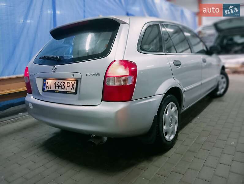 Хэтчбек Mazda 323 2001 в Киеве