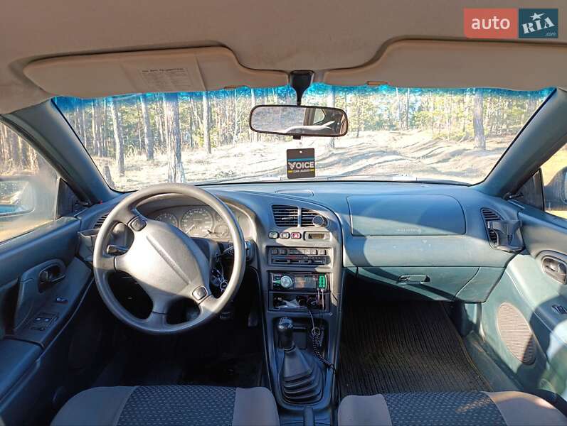 Хэтчбек Mazda 323 1996 в Киеве