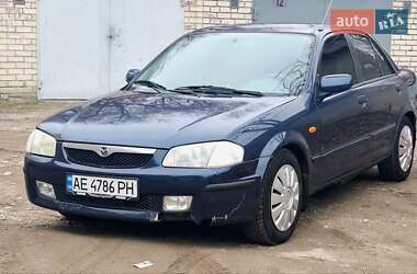 Седан Mazda 323 2000 в Дніпрі