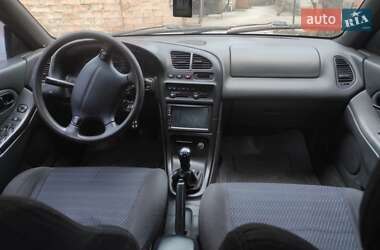 Хетчбек Mazda 323 1995 в Кривому Розі