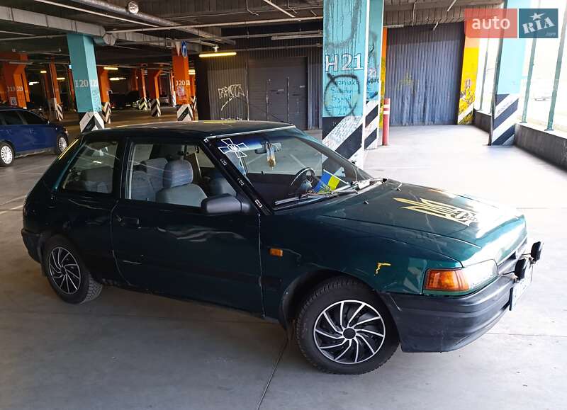 Хэтчбек Mazda 323 1992 в Киеве фото 3 Хэтчбек Mazda 323 1992 в Киеве