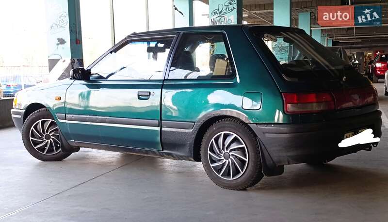 Хэтчбек Mazda 323 1992 в Киеве фото 13 Хэтчбек Mazda 323 1992 в Киеве
