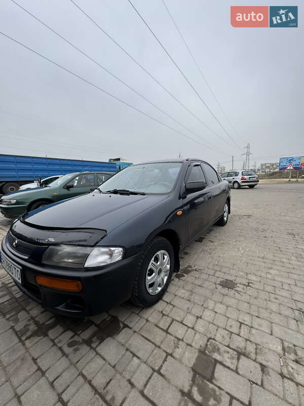 Mazda 323 1997
