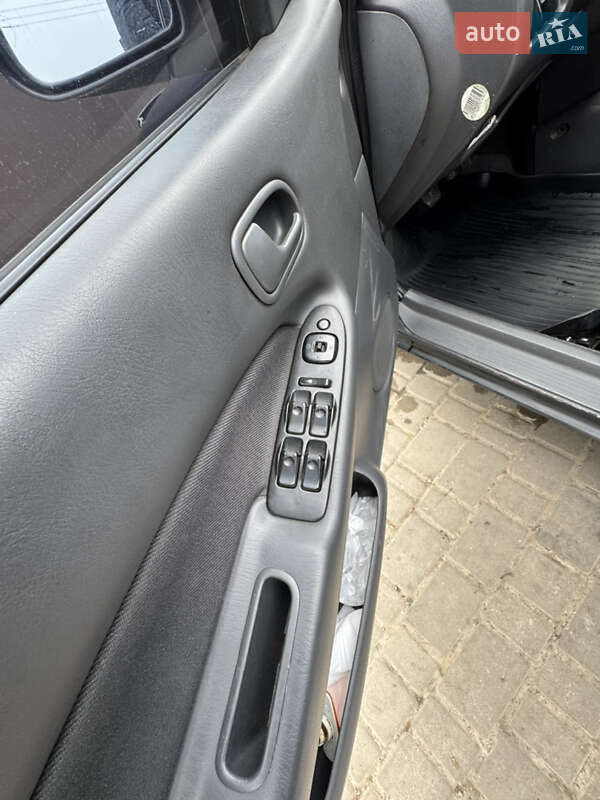 Седан Mazda 323 1997 в Одессе фото 24 Седан Mazda 323 1997 в Одессе