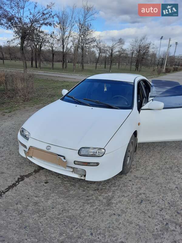 Хэтчбек Mazda 323 1995 в Кривом Роге