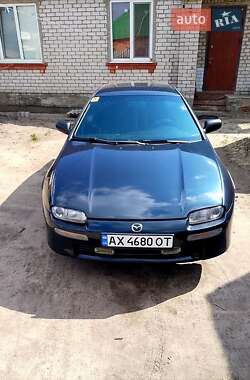Хэтчбек Mazda 323 1998 в 