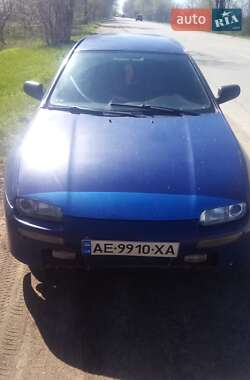 Хэтчбек Mazda 323 1994 в 