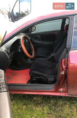 Хетчбек Mazda 323 1997 в 