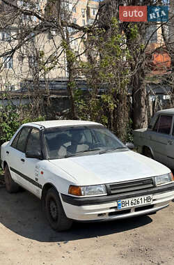 Седан Mazda 323 1990 в Одессе