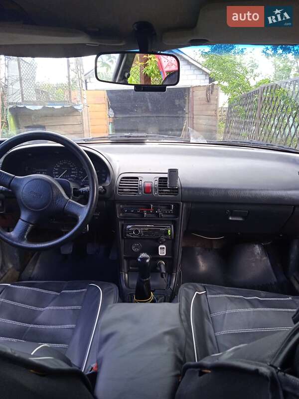 Хэтчбек Mazda 323 1994 в Кременчуге фото 5 Хэтчбек Mazda 323 1994 в Кременчуге