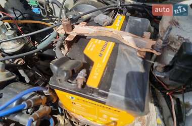 Хетчбек Mazda 323 1987 в 