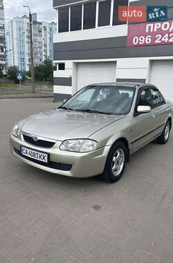Седан Mazda 323 1998 в Черкассах