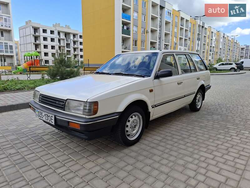 Универсал Mazda 323 1987 в Одессе