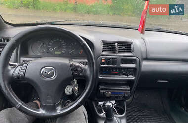 Хэтчбек Mazda 323 1998 в 