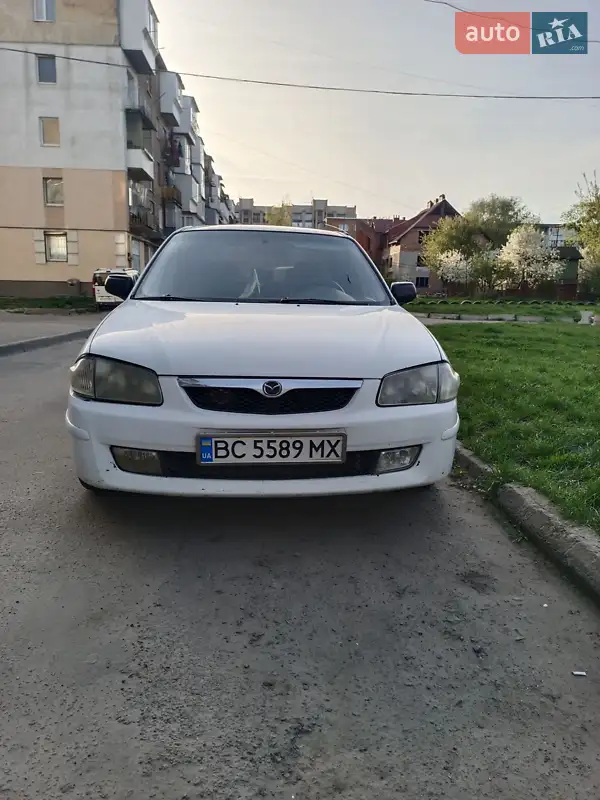 Mazda 323 1999
