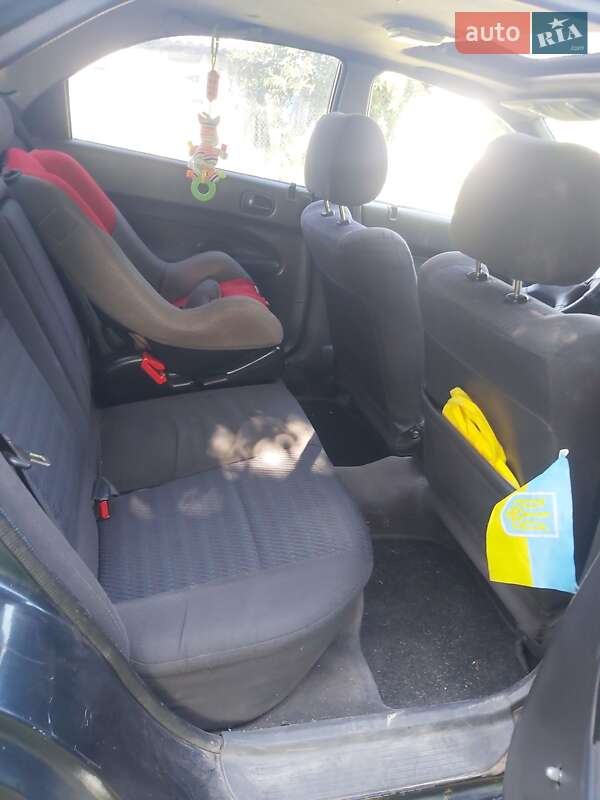 Седан Mazda 323 1995 в Хмельницком фото 9 Седан Mazda 323 1995 в Хмельницком