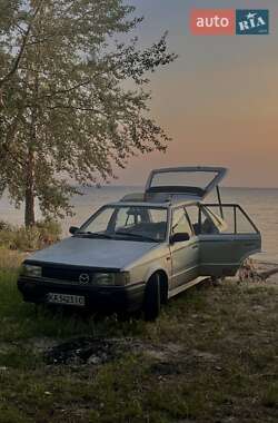 Хэтчбек Mazda 323 1987 в Вышгороде