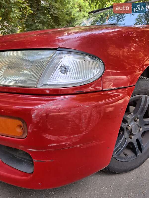 Седан Mazda 323 1996 в Одессе