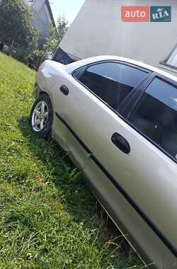 Седан Mazda 323 1996 в Дрогобыче
