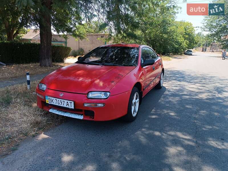 Хэтчбек Mazda 323 1996 в Одессе