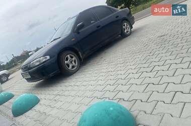 Седан Mazda 323 1997 в 