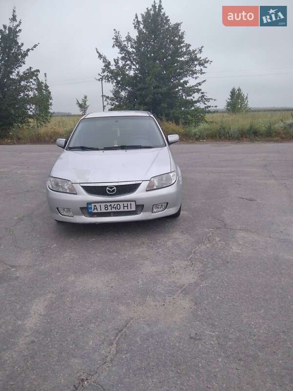 Седан Mazda 323 2002 в 
