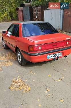 Седан Mazda 323 1992 в Смеле