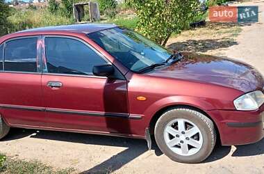 Седан Mazda 323 1999 в Одессе