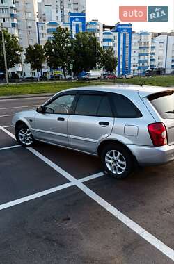 Хэтчбек Mazda 323 2003 в Чернигове